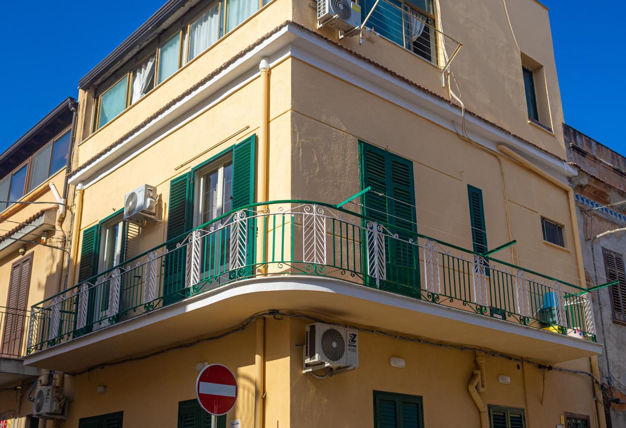 Ciuri Ciuri Apartment Isola delle Femmine Exterior photo